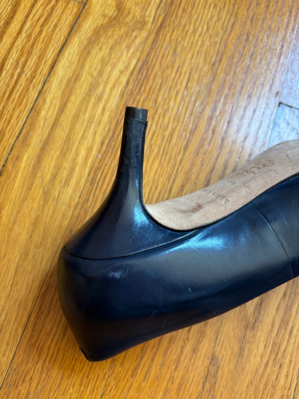 Cole Haan Vesta Marine Blue (navy) Leather Pumps - Picture 2 of 5